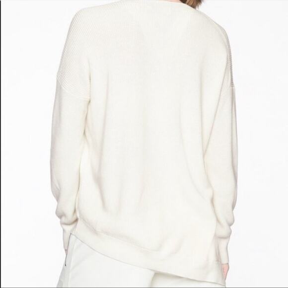 Athleta Rest Day Asymmetric Crewneck Sweater in White Size XS - Picture 2 of 9